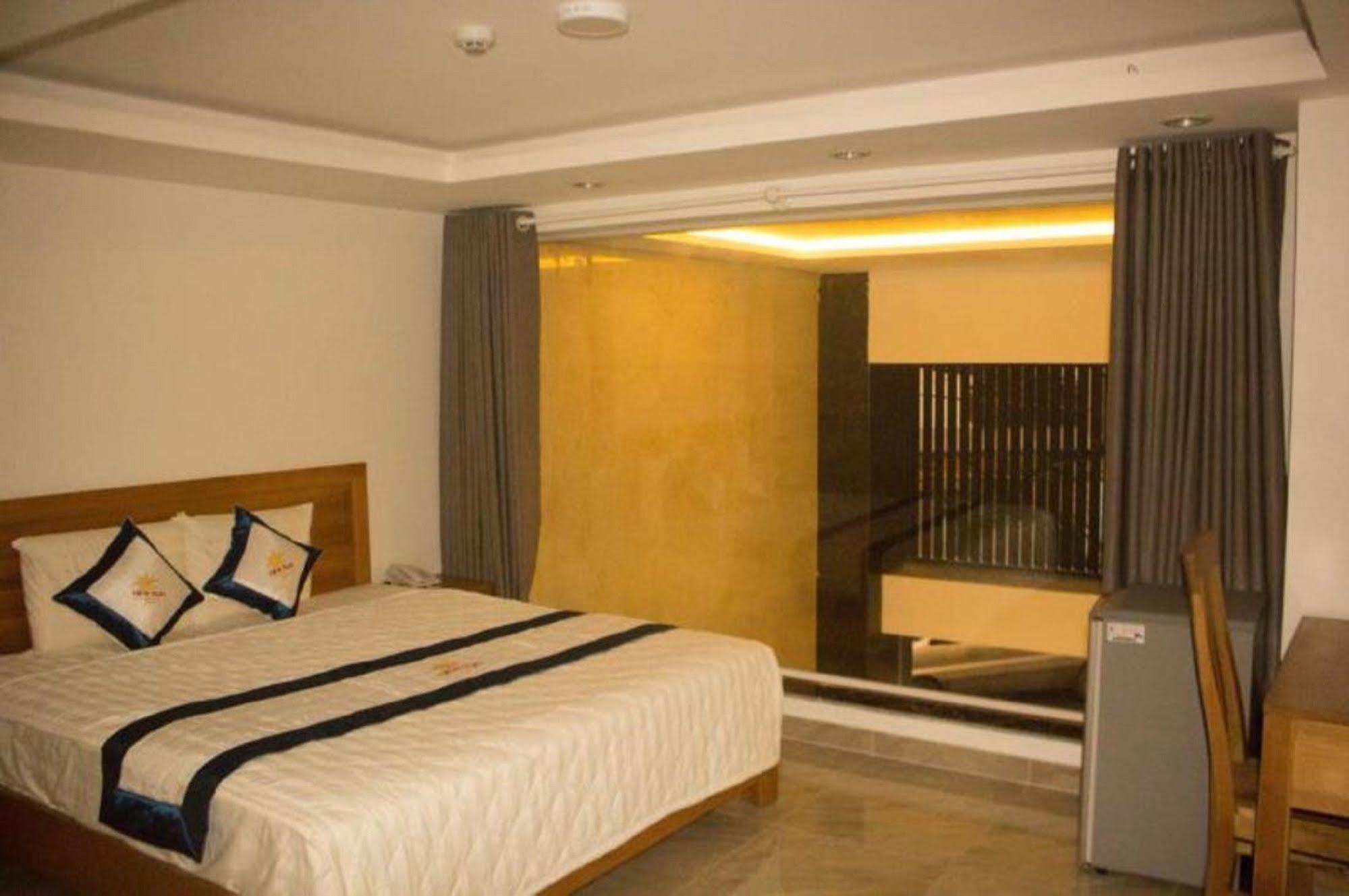 Reddoorz Plus New Sun Hotel Ho Chi Minh City Exterior photo